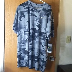 Nike Men's Dri fit Tshirt